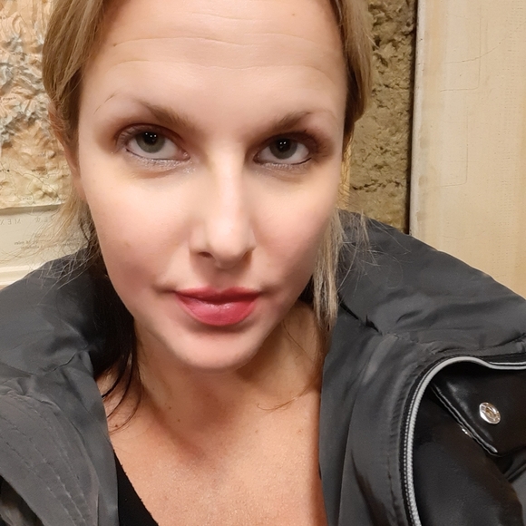 Meet your Posher, Victoria - Picture 5 of 8